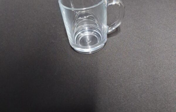 Theeglas